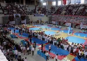 Tekvando Yıldızlar Türkiye Şampiyonası başladı